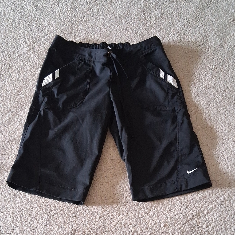 Nike Black And White Women's Golf Shorts